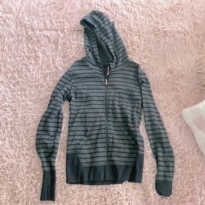 Lucy zip up jacket
